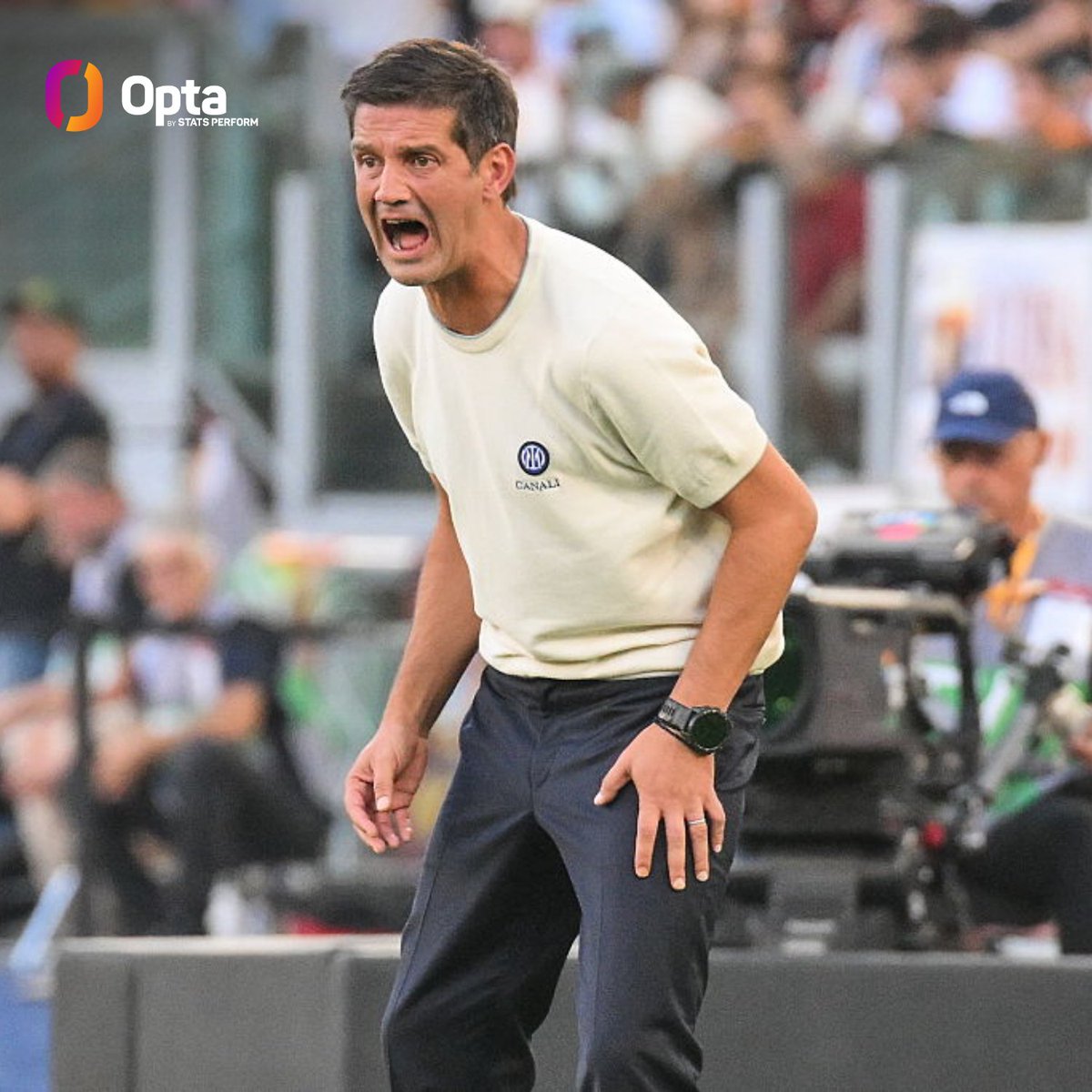 OptaPaolo's tweet photo. 6 - Questa è la sesta volta da quando Chivu è allenatore che l'Inter non perde una partita di Serie A dopo essere stata in svantaggio di due reti: ai nerazzurri era accaduto solo sei volte nelle precedenti 10 stagioni. Carattere.

#RomaInter #SerieA https://t.co/B9b32p3lt2