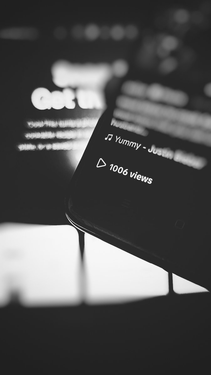 itsusamak's tweet photo. a slideshow crossed 1000 views. 

#tiktok #indiehacker https://t.co/y9GemqPvTQ