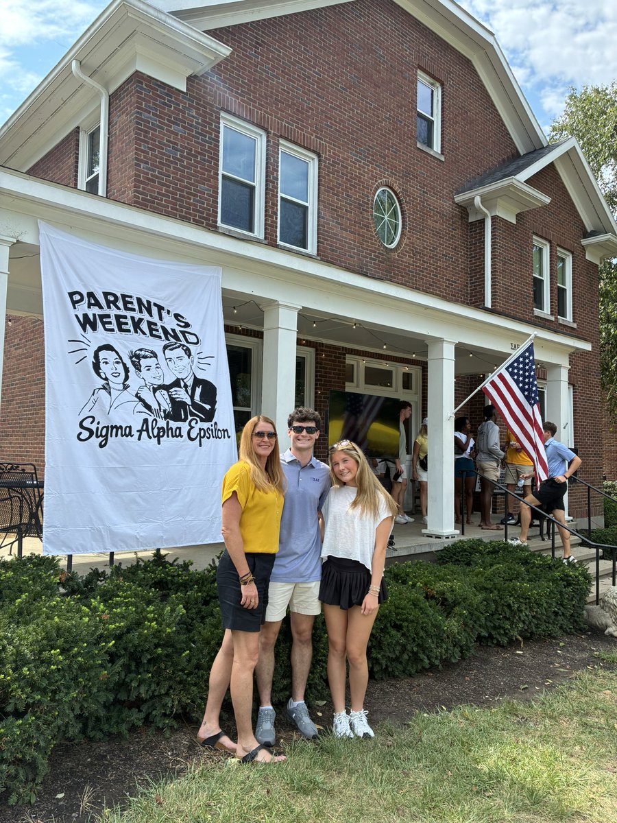 maxwellwise's tweet photo. Huge Wise weekend!  Carter at LSU/Ole Miss epicenter of the college football world as a KA Ole Miss pledge. Parents weekend with Jackson at the Centre College SAE house.  Let’s have a Saturday everyone! https://t.co/wcb2dRwv8r