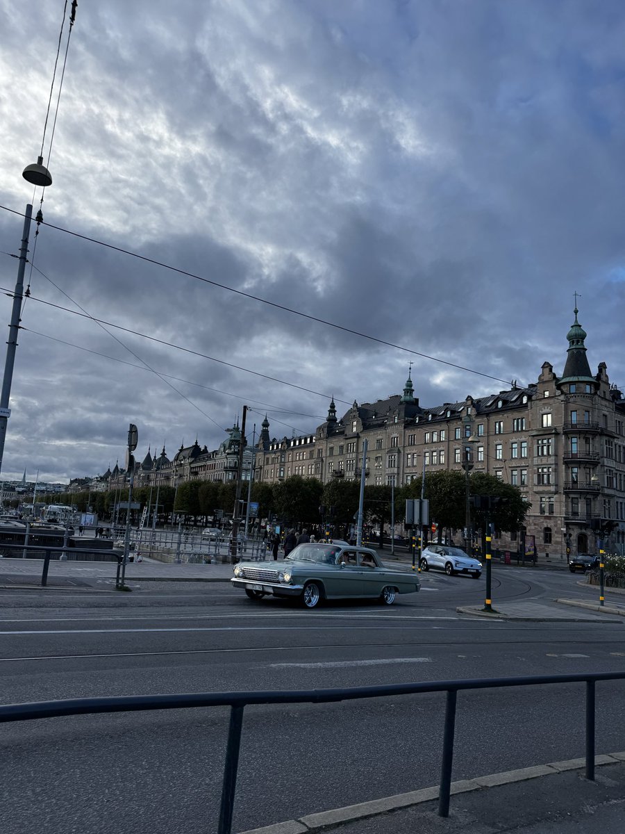 serhatcetinx's tweet photo. baya iyi ülke 🇸🇪 https://t.co/2xNEp4nOj4