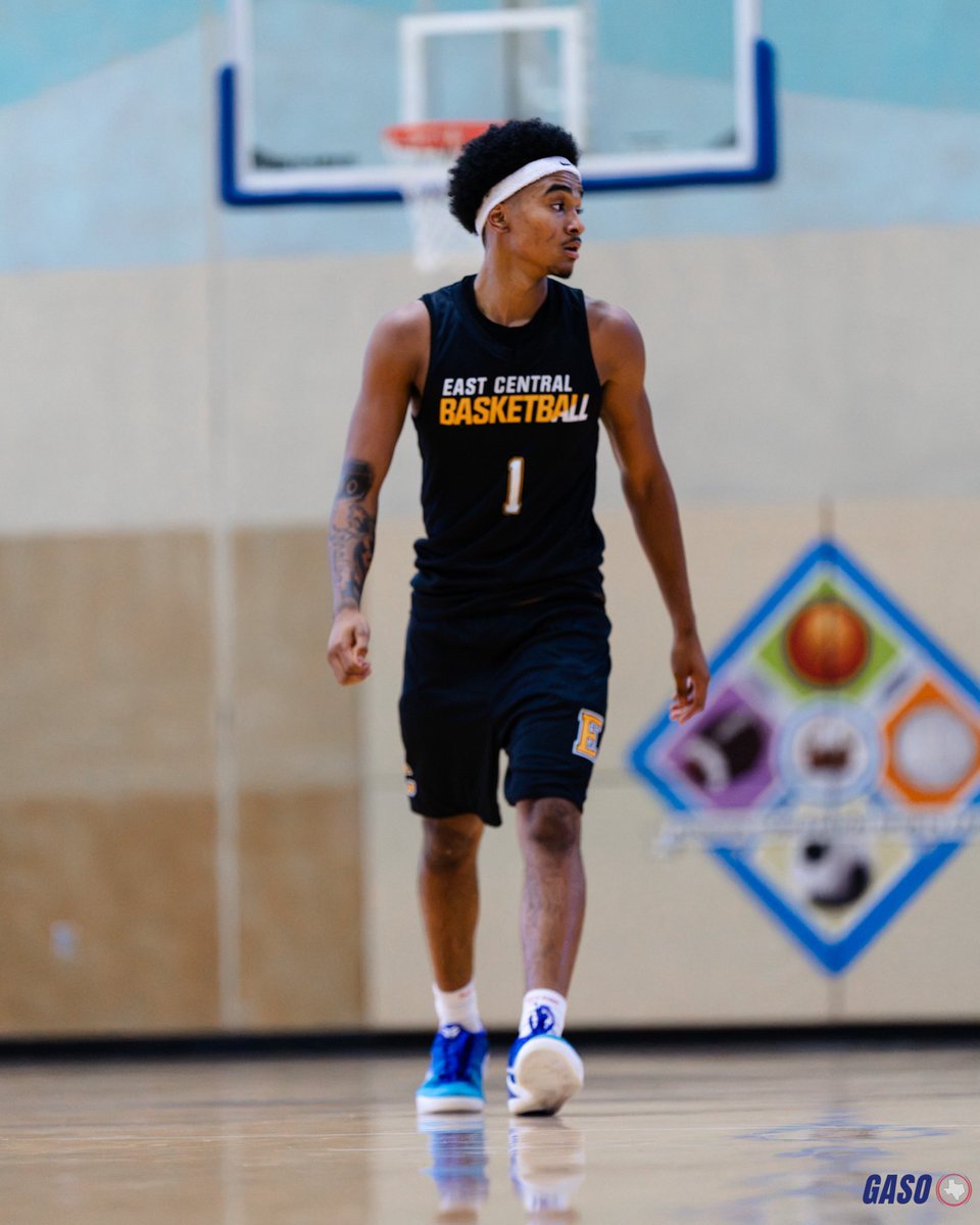 TexasHoopsGASO's tweet photo. #GASO Fall Tour | San Antonio📍

Morning Session Standouts 🌟
_________________________________

📸 Sun Jinkal - Austin St. Michael’s

📸 Marshaun Bard - San Antonio East Central

📸 Dylan Steffe - Frisco Memorial

📸 Eden Onwe - San Antonio Antonian

Davion Briggs - Schertz Clemens

Tytan Crayton - San Marcos

Nicholas Plummer - Boerne Champion

Owen Marriott - Leander

Isaiah Hernandez - San Antonio Holmes

Bowen Pape - Boerne

Jason Vidaurri - San Antonio Marshall

Matthew Cattan - Victoria West

Xander Pruzinsky - Frisco Memorial

Josiah Fite Brown - San Antonio Madison

Junior Sanchez - San Antonio Holmes

Scotlan Heyden - New Braunfels

James Johnson - Frisco Memorial

Nico Cajas - Austin St. Michaels
_________________________________