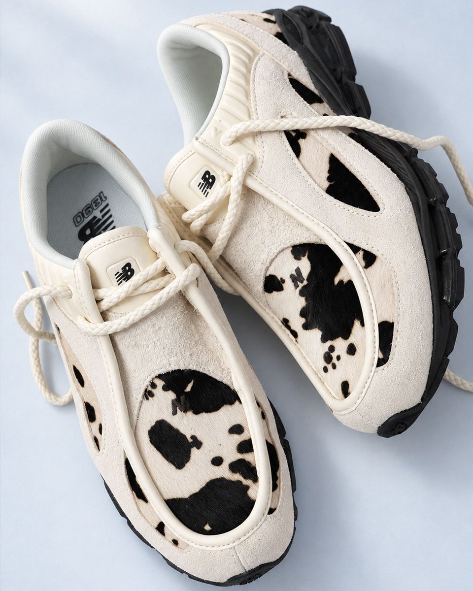 KicksFinder's tweet photo. Ad: Premium suede cow print just works with this silhouette. Available via New Balance US
New Balance ABZORB 1890A "Cow Print"
FREE shipping

>> https://t.co/2N99XrCIrO https://t.co/EPouOexbZr
