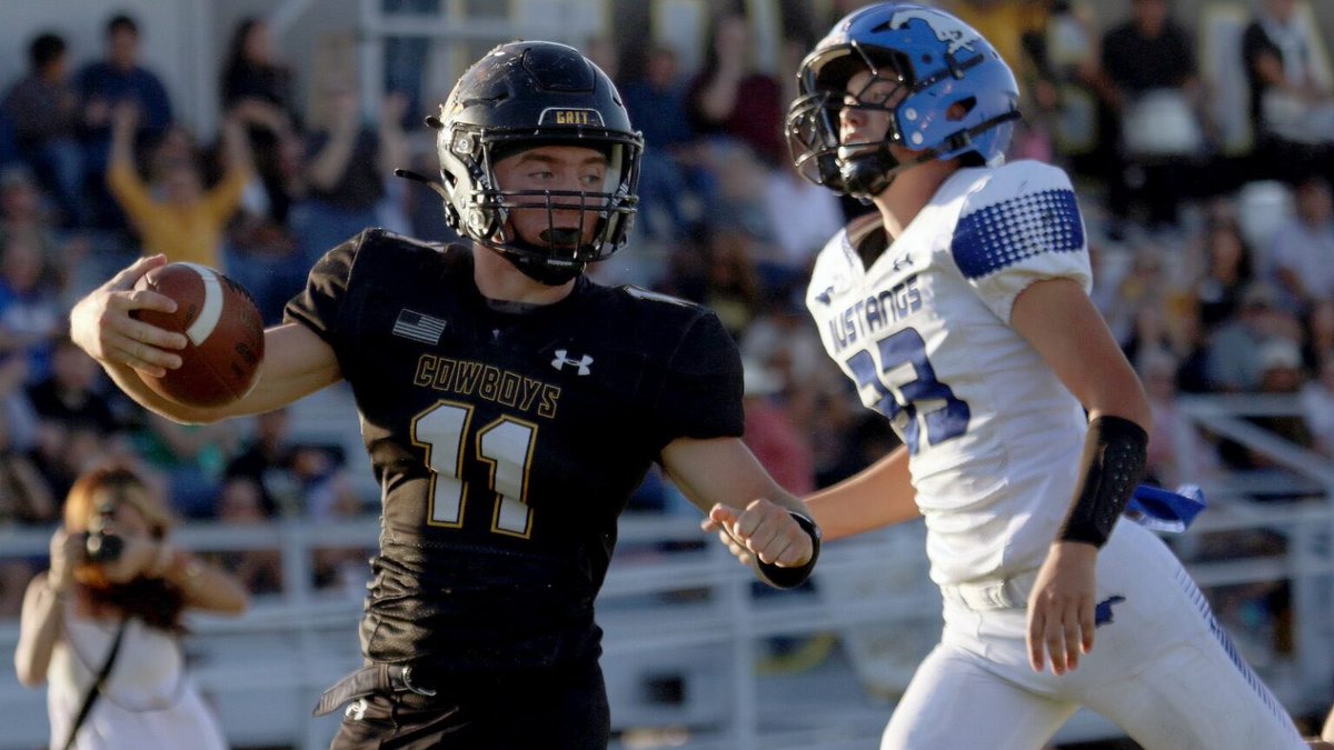 PressPassSports's tweet photo. Happy Cowboys get first win of the year in grand fashion by running all over Wildorado by @Caleb_Homfeld #txhsfb..
🔗 https://t.co/5lO82EiT8R https://t.co/L1sY3YWJ3y