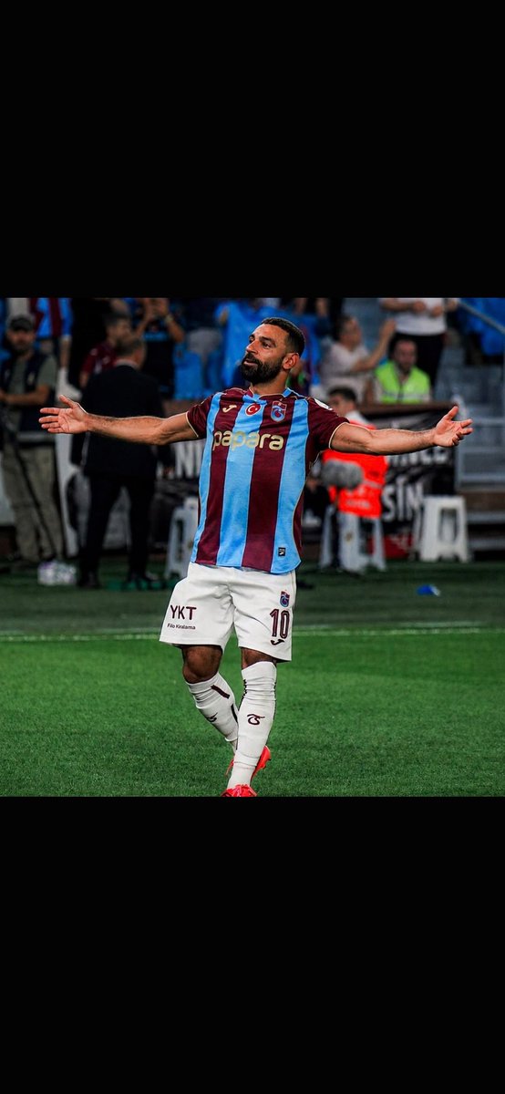 Yusuf72828's tweet photo. Tüm dünya  ona hayran lan💙❤️ https://t.co/ZeDvnuSaHN