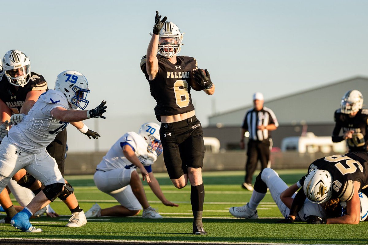 PressPassSports's tweet photo. Bushland Falcons make it a second straight win by blasting Lubbock Christian High School on Homecoming #txhsfb ..
🔗 https://t.co/VQwJkPrnyH https://t.co/yrKQItjB4V