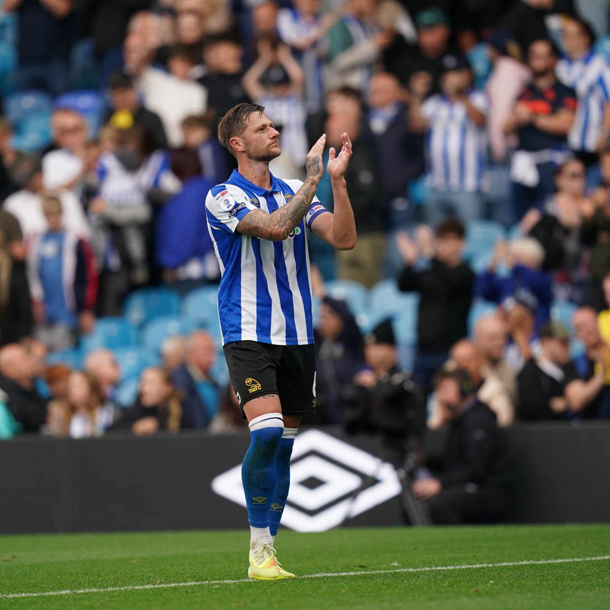swfc's tweet photo. An attendance of 32,290 this afternoon at Hillsborough..

Thank you for your outstanding support 👏 https://t.co/XUuqkChN5Q