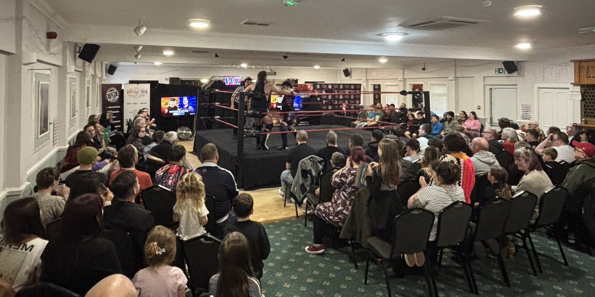 wrestlezone's tweet photo. We are LIVE right now at the SOLD OUT Hopeville Social Club here in Inverurie! https://t.co/Qt2jfI7GhP