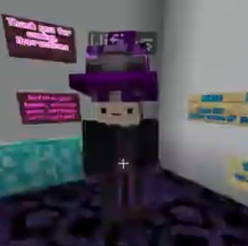 cchimoriw's tweet photo. he looks so stupid with his big ass hat https://t.co/MBU7L8kJd6