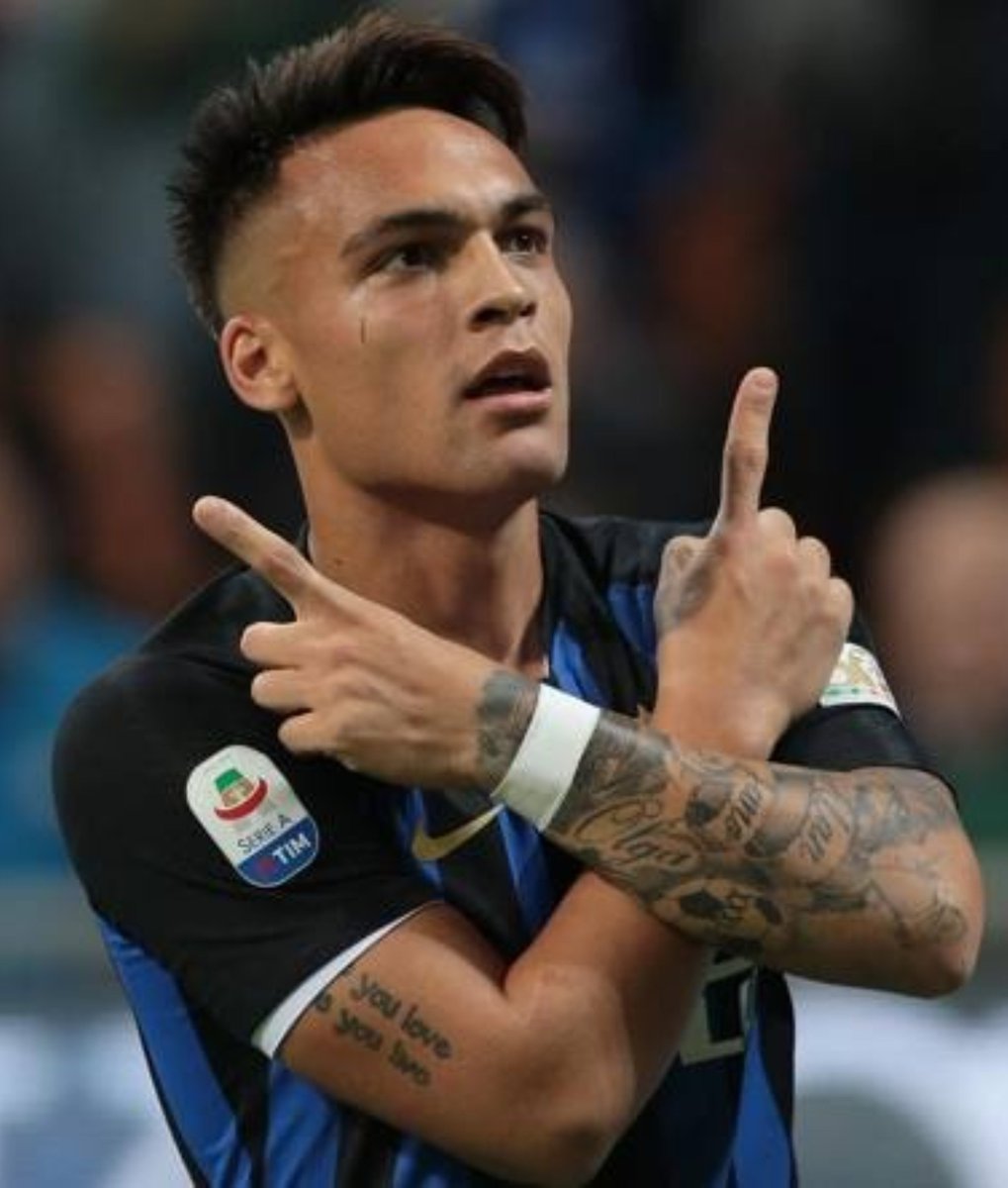 tifosicontenti's tweet photo. 1 ⚽️                                                    179 ⚽️ https://t.co/YLwnJRbBeX