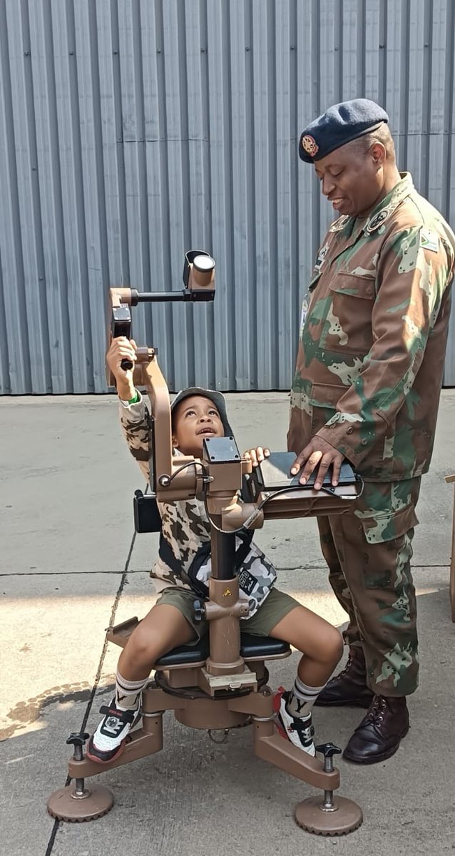 SANDF_ZA's tweet photo. SA Army Air Defence Artillery Formation takes centre stage at Africa Aerospace and Defence 2026.
https://t.co/HXDq8qn4st
πΏπ¦#SANDF
πΏπ¦#SAArmy
β#ADAFormation
π#AAD2026 https://t.co/KrVnf8zZnM