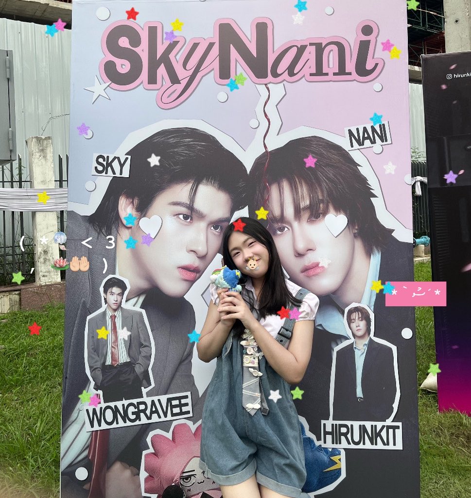 drizzle_sss's tweet photo. ⸝⸝>  ̫ <⸝⸝                      𝒮ky𝑛ani 🌧️🩷
               👼🏻🪷🧭
, <3 #SkyNaniSToTheNFancon 🎐 https://t.co/GhjjnG1qg7