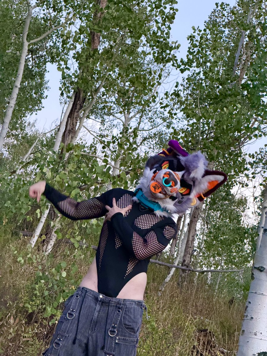 xMEZZIERx's tweet photo. Put it on for me. That’s a demand.

#furry #yiff #nsfw #fursuit #nature https://t.co/hfeSxzQKux