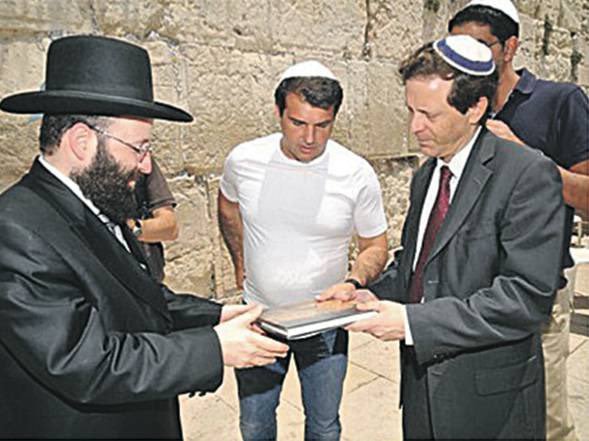 Lapo_outcontext's tweet photo. 🇮🇱Babylon Park, empresa israelí, gestionará durante 25 años el parque de atracciones con:
🚔Más de 20 procedimientos judiciales abiertos
💸El 2025 fue condenada por impagos a Rabatz Investments 
🚫Acusada de precios abusivos en sus parques https://t.co/eM1TnxYDPl