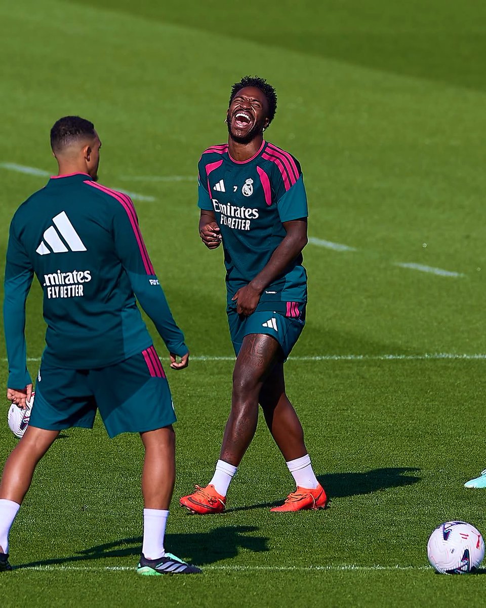 CallViniJr's tweet photo. Mañana nos vamos a divertir y @vinijr lo sabe. Muchas ganas de ver rabiar a haters y falsos madridistas… https://t.co/NzVQfdxVzO