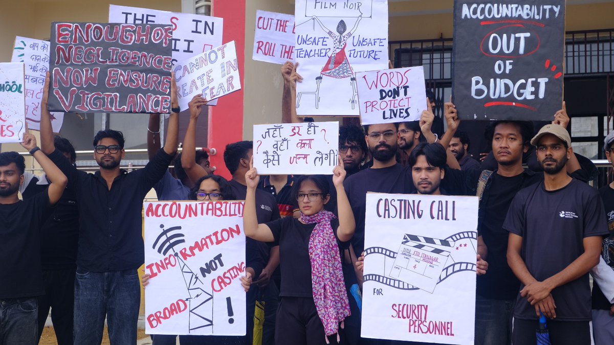 arunachaltimes_'s tweet photo. Students of #FTIIItanagar have been on an "academic halt" since 17 September after several #students and a faculty member were allegedly assaulted. https://t.co/QYAiyFralB