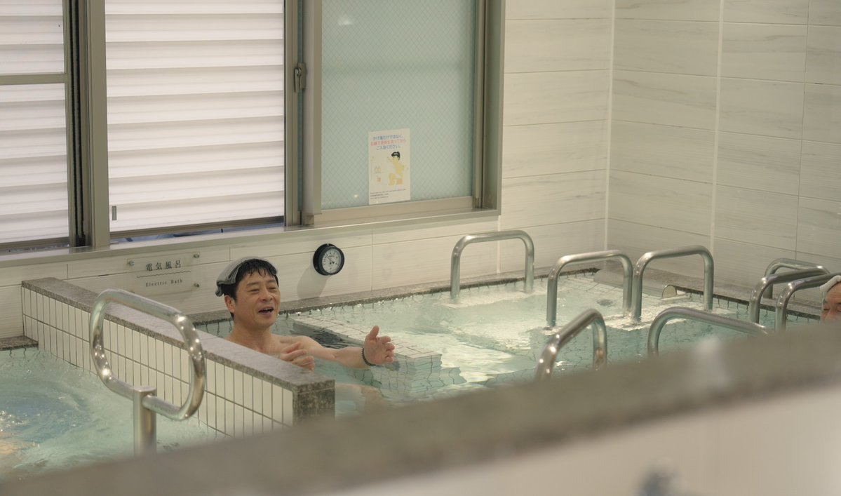 sado_PRsauna's tweet photo. ／
「#サ道2026 ～人生をサボりながら、ととのう～」♨️
9月19日(土)〜23日(水)のシルバーウィーク5日連続放送！
＼

第4話ご視聴ありがとうございました！

サボることに罪悪感を抱くナカタ(#原田泰造)と蒸くん(#橋本将生)に
「人生をサボる」奥義を伝授すると意気込む偶然さん(#三宅弘城)
そして、皆が帰路につく頃ナカタに着信が―

第5話は明日、午前11時30分より放送です🎥

✅TVerでは見逃し配信中！
https://t.co/Cruse6OF8P