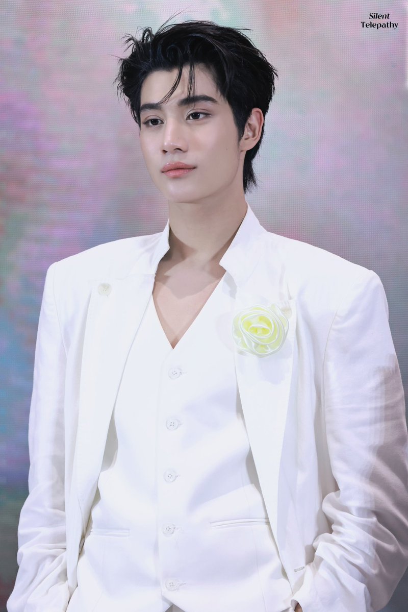 ihorizonu's tweet photo. ทุกคนจำน้องคนนี้ไว้นะ ‘องศา ธีธัช’

วันนึงน้องจะเป็นตัวท็อป เป็นหัวแถวของวงการ จะอยู่ในจุดที่ใคร ๆ ก็จับตามอง ทั้งหน้าตา เสน่ห์ ความสามารถการแสดง การร้องเพลง นิสัย คอยดูเลยนะคะ พี่ไม่อยากพูดเยอะ แต่น้องจะเป็นตัวแทนประเทศไทยในอนาคตแน่นอน

( #Ongsacelcius @Ongsacelcius1 ) ♡ https://t.co/sG7DfV1cOg