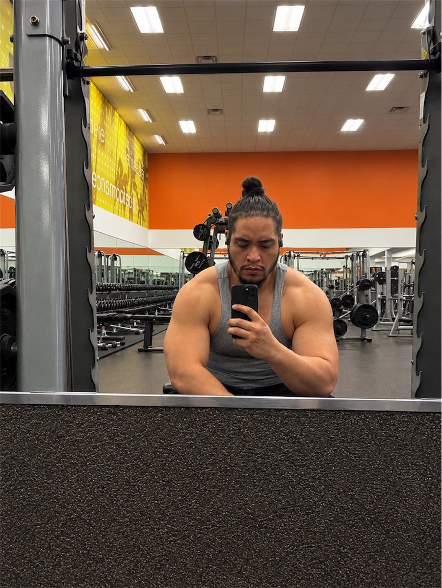 _KasOnthemic_'s tweet photo. Bulk session has begun 🔐 https://t.co/Uqn02L9eYU