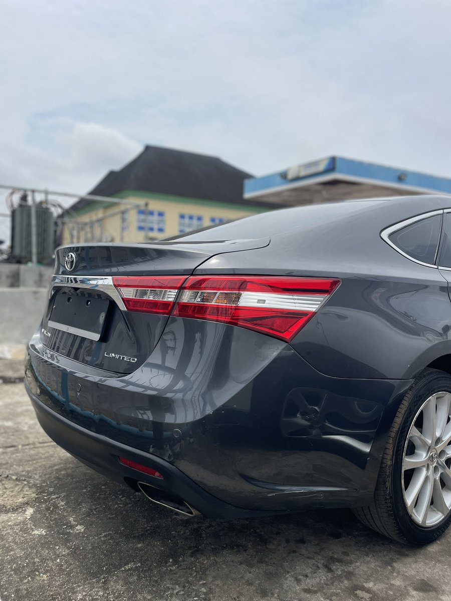 outchealiving's tweet photo. 2014 Toyota Avalon Limited 
Just Arrived 
Fully loaded 
🏷️ 18,000,000
Lagos Ojo Nigeria
Videos available on request https://t.co/eO4ooAf6Sj