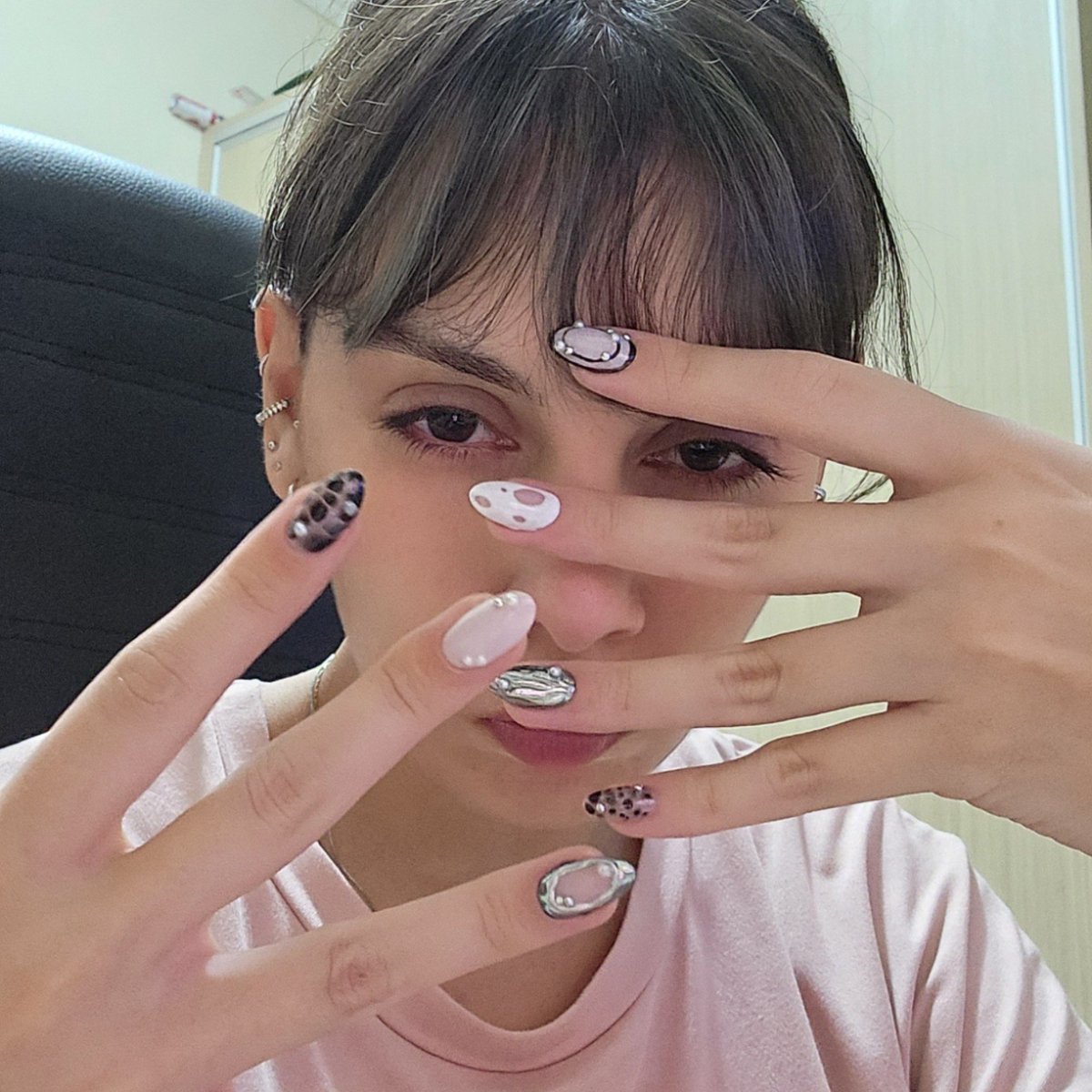 lemonadler's tweet photo. eu e meu mano yu, somos gêmeos!

[#NEX2YSelcaDay #NEX2Y #NX2SD #NEXZ #넥스지 #NEXZUDOS #YU] https://t.co/RObDE9xPwF