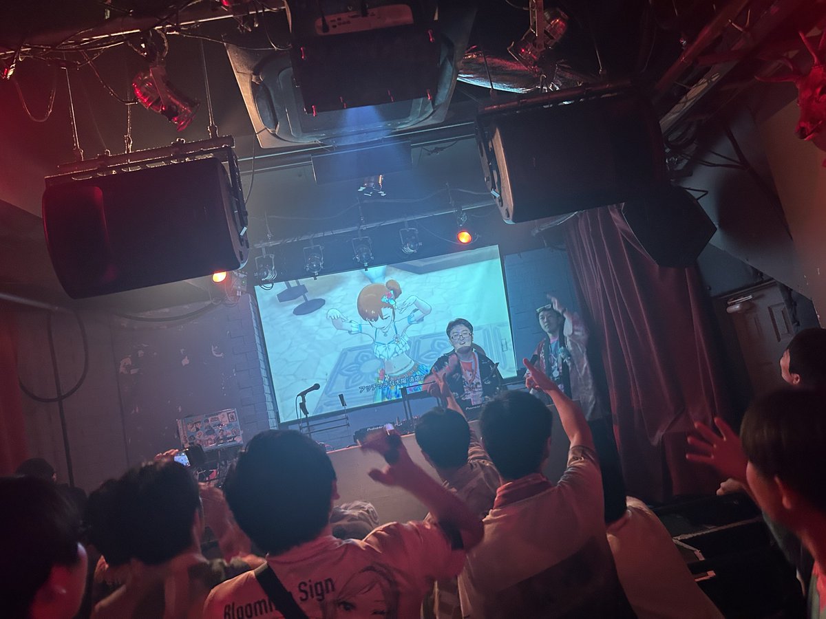 million_1_5's tweet photo. #1かける5はミリオン 夏すぎる！！！！！！！！！！！！！！ https://t.co/kZIHlNpQhg