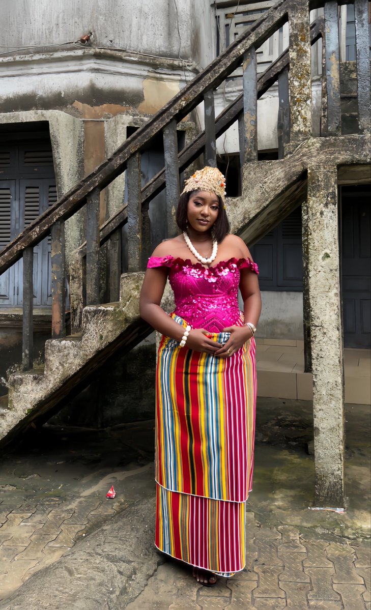 alice_tubonemi's tweet photo. Proud Ijaw girl from the South Side❤️ https://t.co/0gvVP657vm