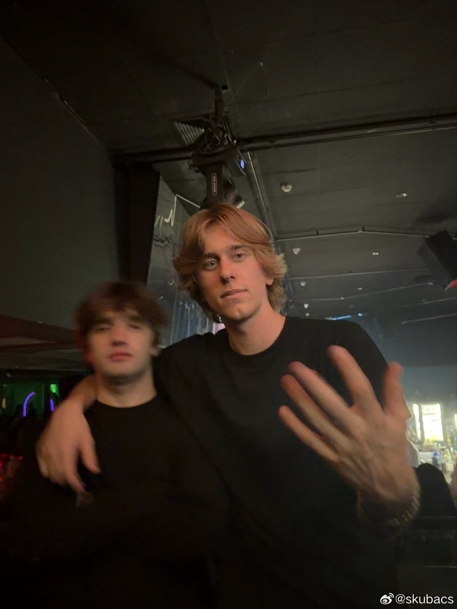 madasgoat's tweet photo. the duo in shanghai 😎 https://t.co/YXNKMkIKvY