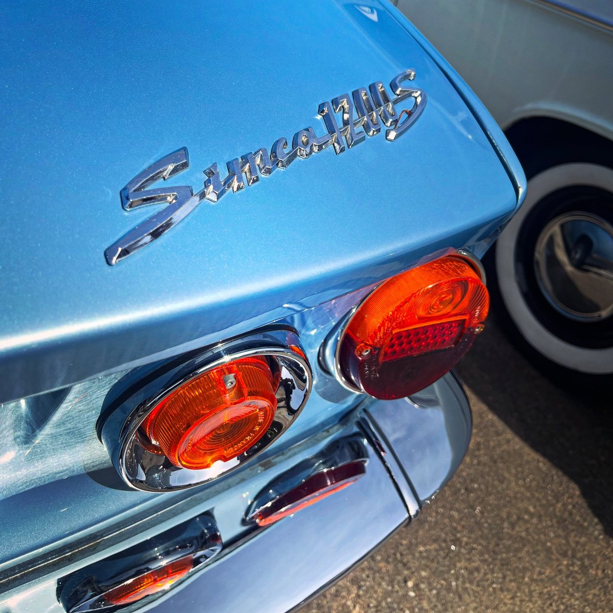 RevaAmrwjn's tweet photo. 50% French / 50% Italian = 100% awesome! 1968 Simca 1200S, Estoril Blue https://t.co/mFgQSkgOyn