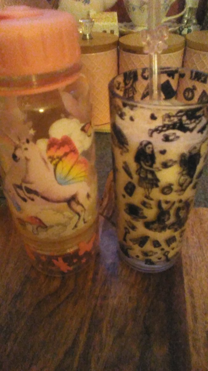marie_bruce's tweet photo. Made a banana, honey, Greek yoghurt and cinnamon smoothie. It's very nice. Got some left over for later too. 😋This is the only way I can get any fruit down me -  in a homemade smoothie, cos I'm a picky eater... https://t.co/crwJaMRrID