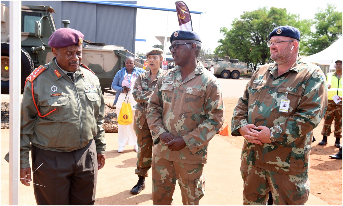 SANDF_ZA's tweet photo. SA Army Air Defence Artillery Formation takes centre stage at Africa Aerospace and Defence 2026.
https://t.co/pX8Sd14ZDx
πΏπ¦#SANDF
πΏπ¦#SAArmy
β#ADAFormation
π#AAD2026 https://t.co/cGNgcADVcp