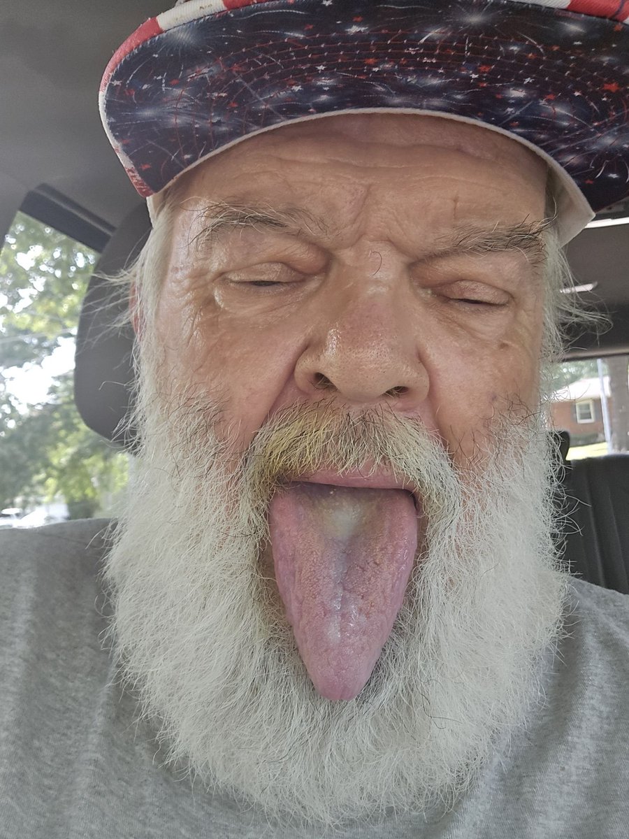 Charlie42605830's tweet photo. @hanavsnd I've already volunteered. https://t.co/TQvBsAseMB