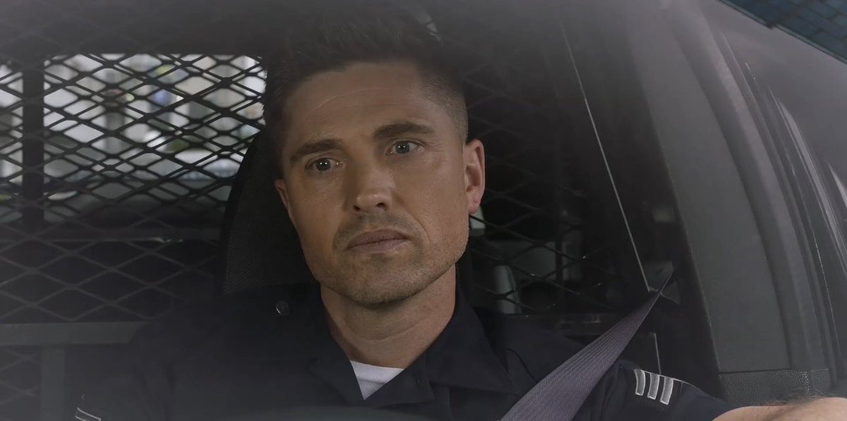 sgtsxchenford's tweet photo. Tim thinking about marrying Ashley 🫤vs thinking about proposing to Lucy 🥺 https://t.co/LFVf0o5VWx