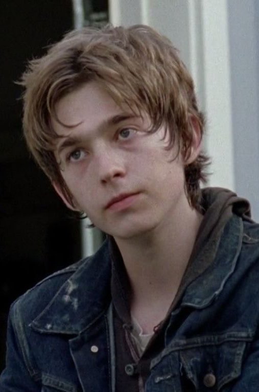 TheBoysOOCC's tweet photo. Austin Abrams says he still gets some heat for shooting Carls eye out in ‘THE WALKING DEAD’.

“I did have someone tell me their boyfriend hated me for shooting Carls eye out - that’s like a once in a year thing… I’m happy about that though - my character got to leave a mark.”

(Via: USA Today Entertainment)