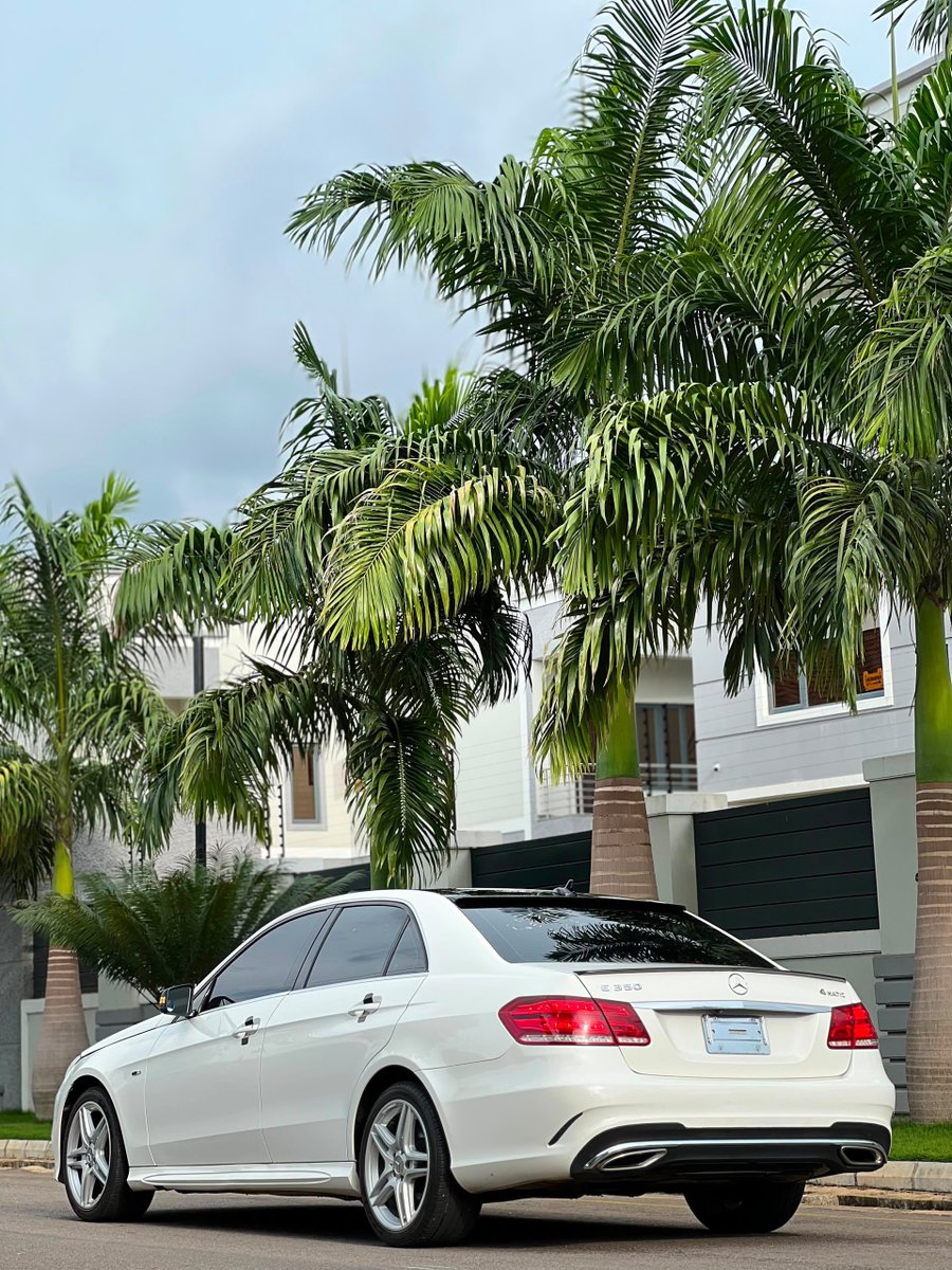 aseelautos's tweet photo. AWOOF DEAL‼️‼️
QUICK  SALE‼️‼️

Foreign Used 2014 Mercedes Benz E350
- Keyless 
- Free Accident 
- ⁠Panoramic roof
-Custom Duty
-Excellent Condition 
Price: ₦16,900,000
Location: Kaduna https://t.co/3F4nf5nIgf