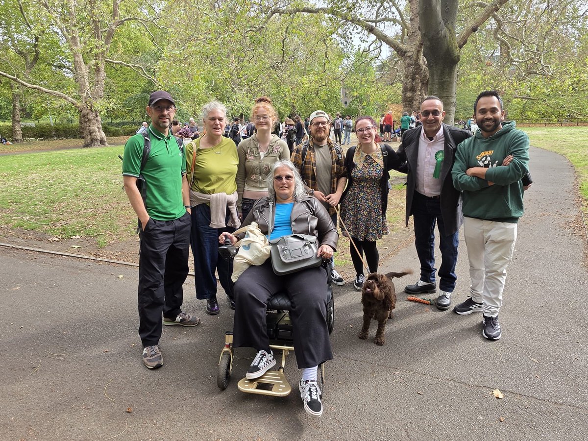 Redwan095's tweet photo. Team B&amp;D were out campaigning today in Holborn and St Pancras to get @ZackPolanski elected. We will be on the grounds until 8th of October and you are very welcome to join us if you can! https://t.co/jNn4ngwhlk