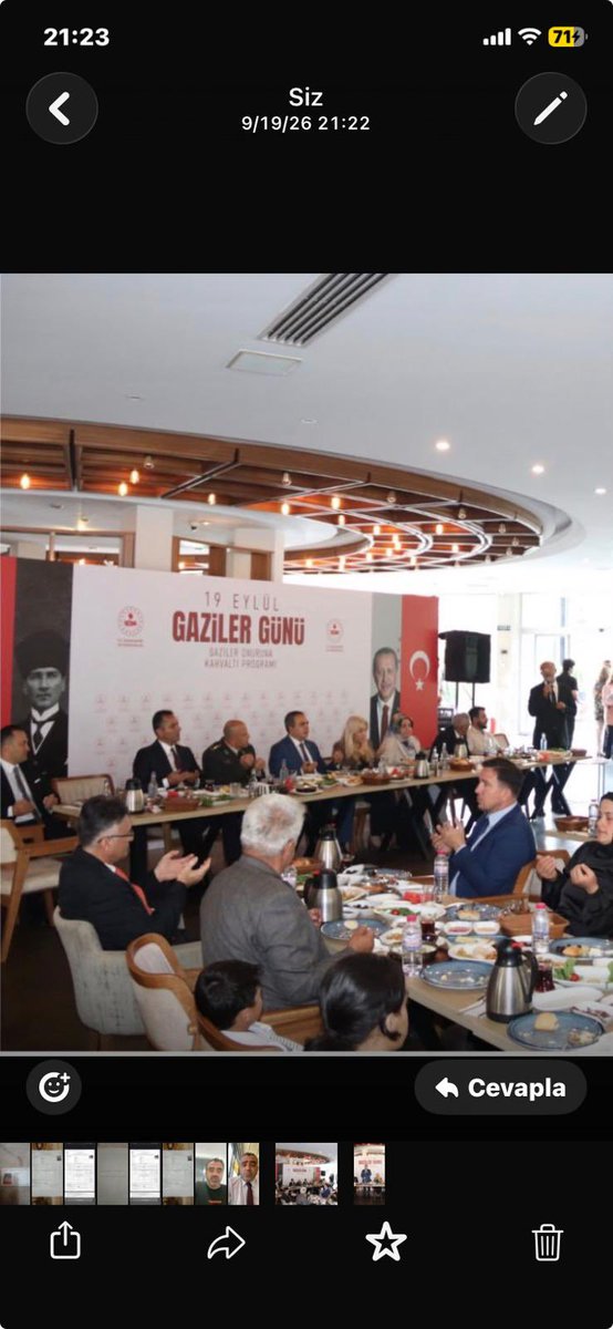 turan3400's tweet photo. BAŞAKŞEHİRDE İĞRENÇ OLAY

GAZİLER gününde,
Kaymakam Bey Kahvaltı organize ediyor ve Protokol grubuna 
Gazi Orhan KARAKAYA’yı davet ediyor. AK PARTİ ilçe Başkanı ile yanya oturup hasbihal ediyorlar 

Başakşehir Sosyal Yardımlaşma Müdürü Gökhan YOĞURTÇU ise sonradan sessizce gelip, Gazimizi masadan kaldırtıyor. Yerine de kimseyi oturtmuyor. 

Gökhan Yoğurtçu,
@akpartibasakseh ilçe Başkanının yanındaki Gazimizi,
Kaymakam Beyin misafir etmesine rağmen masadan kaldırabiliyor ?
Bu cesaret, bu güç kaynağı nedir ?

GAZİLER GÜNÜNDE
GAZİYİ AŞAĞILAMAK..!!

Ne diyeceğimi bilemedim !

@RTErdogan @EmineErdogan 
@Akparti @akpartiistanbul @TC_istanbul @Basaksehir_Bld @akbasaksehir @BasaksehirMhp