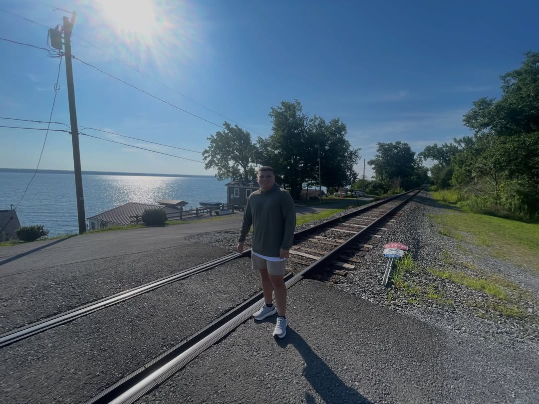 SandraBuch4q's tweet photo. Road trip: New York–Canada https://t.co/rFf092OBla