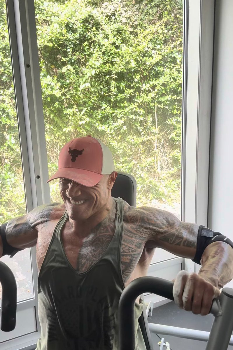 FadeAwayMedia's tweet photo. The Final Boss, The Rock shows us his most recent work out: 

THE RETURN LOADING? 👀🍿 https://t.co/cdRiMOxtNK