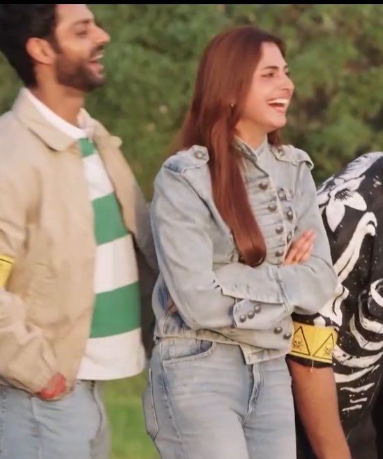 bhataktasitara_'s tweet photo. If chemistry could be captured in a frame, it would  be them , they look so good together cuties <333

#karhana #karanwahi #farrhanabhatt https://t.co/9MExF0IvXt