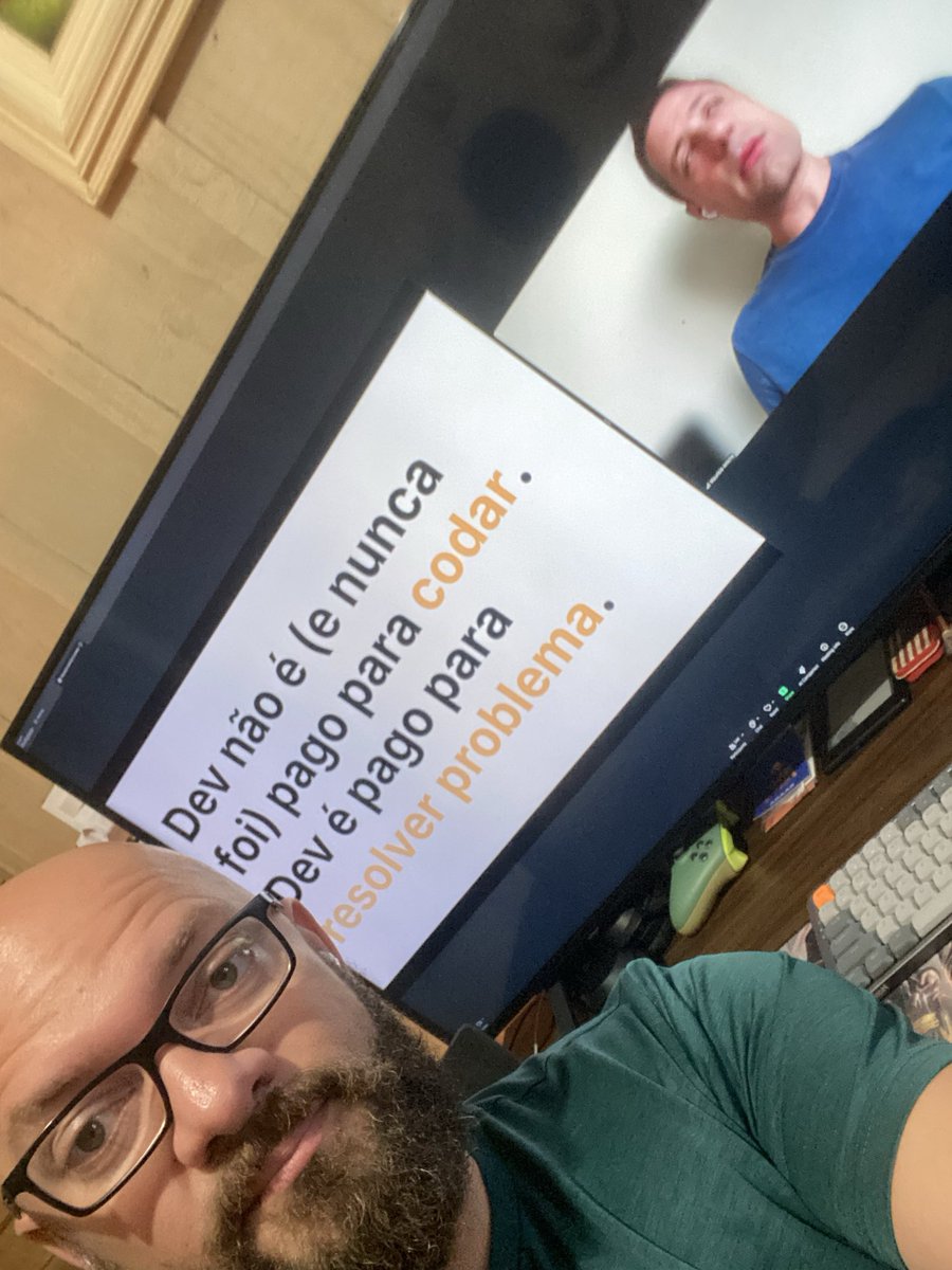 LuanComputacao's tweet photo. Dev não é pago pra codar (nunca foi). Dev é pago para resolver problema.
#codecon
Ali é o @mauricioaniche https://t.co/3tW0kTf33X