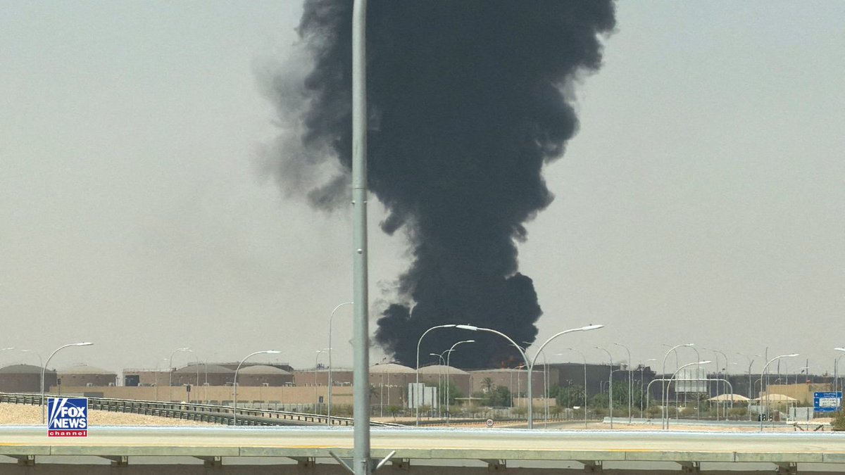 FoxNews's tweet photo. Saudi Arabia says Iran-backed Houthi rebels tried to attack the capital with ballistic missiles, but its forces intercepted and destroyed them before they could strike civilians.

The Houthis say they targeted "sensitive sites" but did not specify their intended targets.

Emergency alerts sounded across Riyadh as residents reported hearing loud explosions amid the latest escalation in the region.

The strike marks another expansion of the Houthis' attacks beyond Yemen as tensions with Iran and its allied groups continue to put Gulf states on alert.

Download the FOX News app for the latest details. https://t.co/ISpW9FcyGB