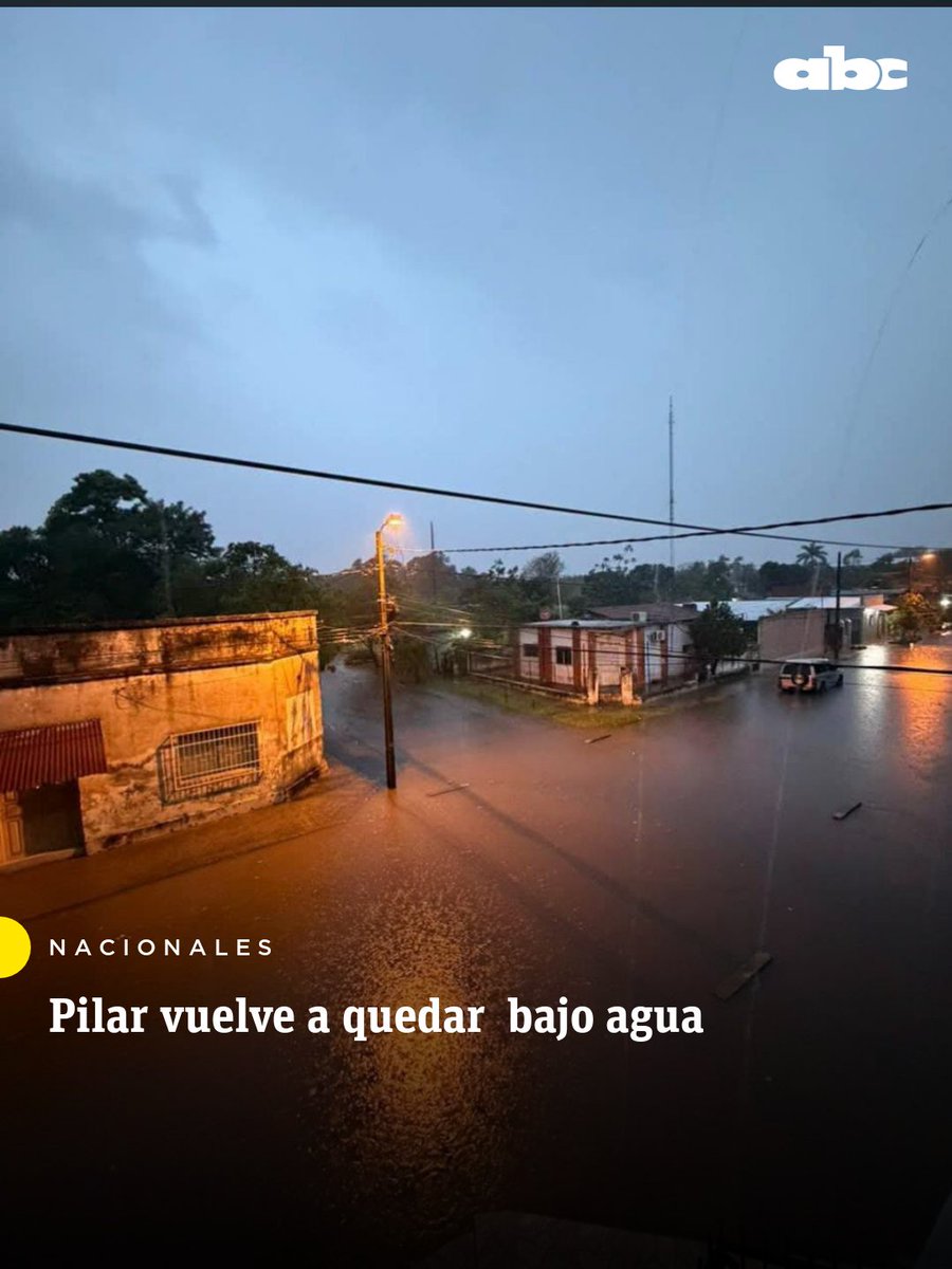 ABCDigital's tweet photo. 🌧️Pilar vuelve a quedar bajo agua: 70 mm de lluvia bastaron

🏘️ Varios barrios y sectores del centro de la capital de Ñeembucú quedaron nuevamente inundados tras las precipitaciones registradas este sábado.

🚨 El agua volvió a complicar a vecinos y comerciantes de la ciudad.

🔴 Canal de WhatsApp: https://t.co/7g4sFrzqk4

https://t.co/lEonlFGAYe