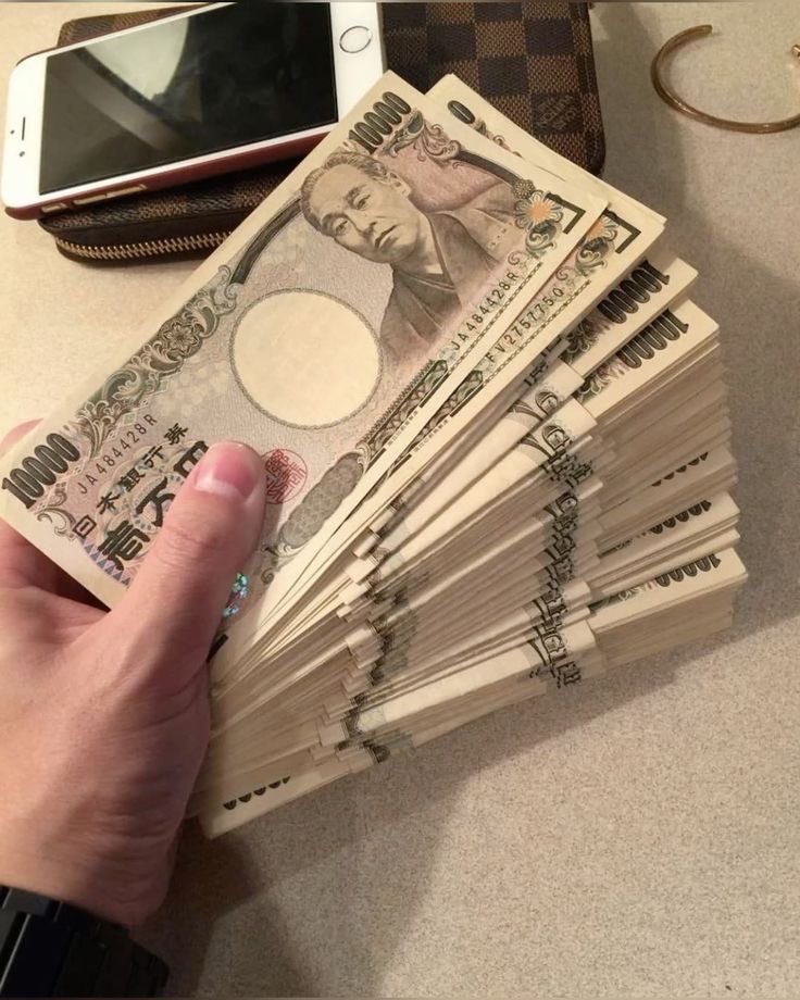 laane213's tweet photo. おはようございます、私の恋人たち
もし1億円を手に入れたら、何に使います か？それとも、正確にどれくらい必要ですか？
1 4,000,000円

2 10,000,000円

3 50,000,000円

4 100,000,000円
どうか私の投稿をすべて再投稿していただけますと幸いです。他の方々がこの恩恵を受けられるよう 🥰🥰🥰🥰🥰🥰 https://t.co/h2k9d9CNIp