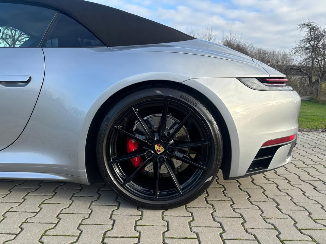 Darko104's tweet photo. Consistency matters. Professional detailers need reliable performance every time. We focus on stable quality and dependable coating solutions professionals can trust. https://t.co/BISo8rZuob