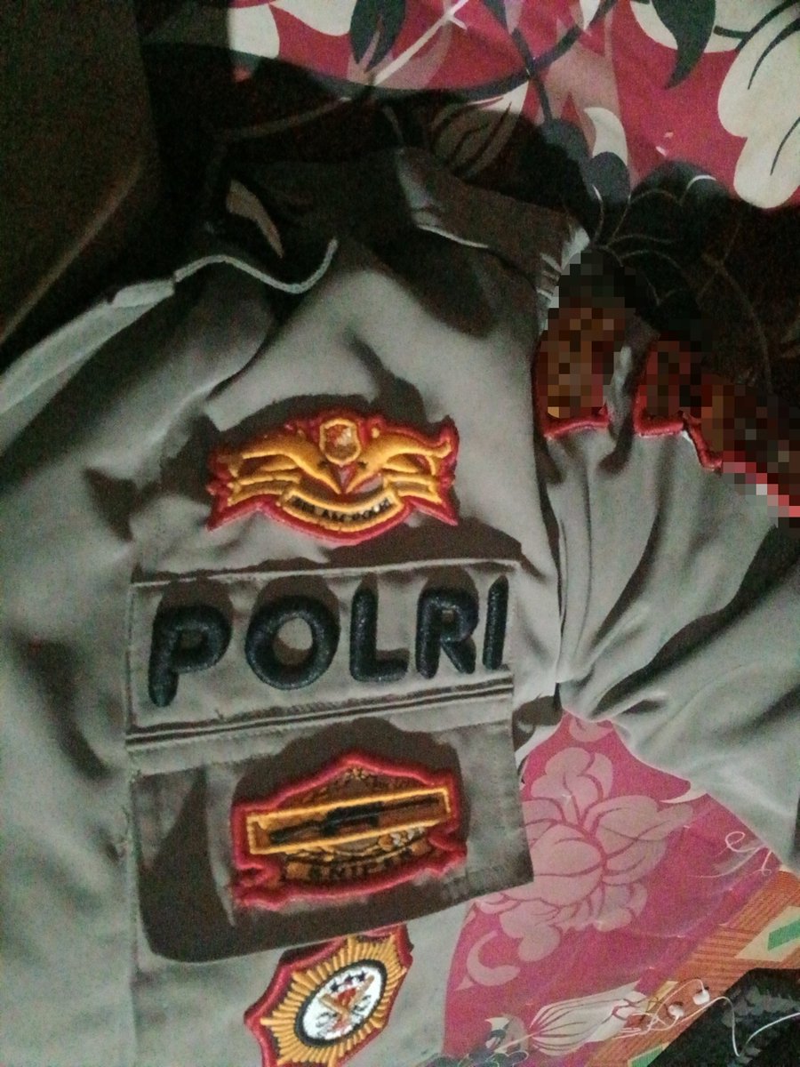 polisi_cabull's tweet photo. Pengen fun 🥰

#SeragamColi
#PolisiCabul
#Coli
#NSFW
#Uniform
#Seragam
#Viral
#IndonesiaNSFW https://t.co/PmTa6863oQ