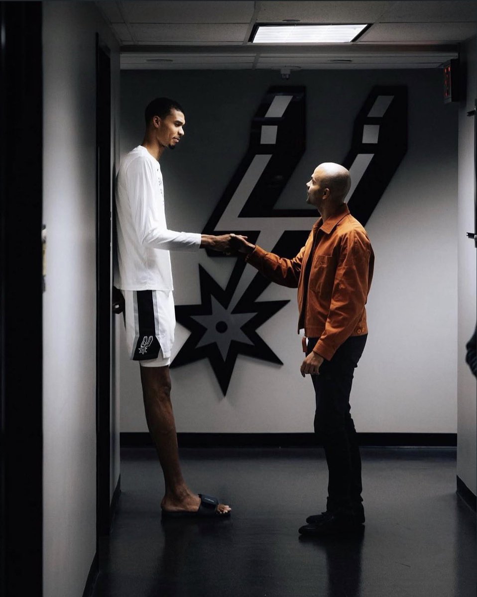 hourlyspurs's tweet photo. tony parker https://t.co/Hkvt7SAYaT