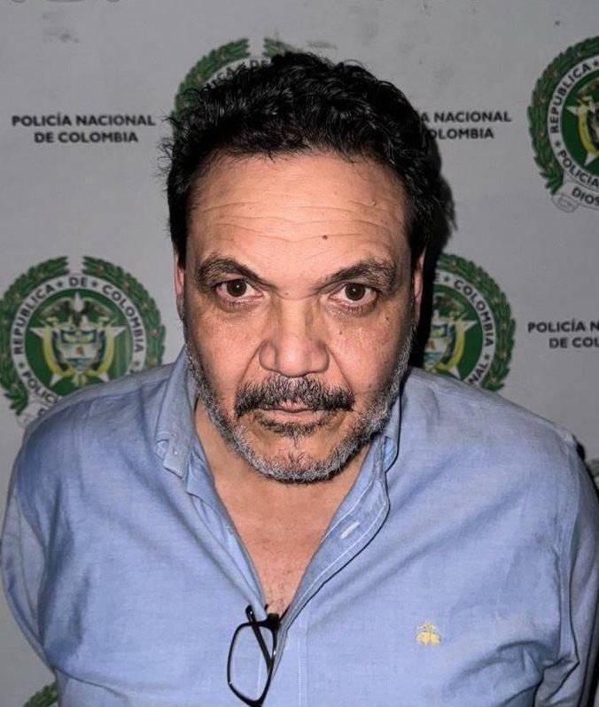 VanguardiaLatam's tweet photo. #PRONTO 🇪🇨 ¡El blindaje mediático político! A favor de Xavier Jordán y de algunos activos correístas están calladitos”. Quemando facturas evidencias.
SrM - @JohnReimberg para cuándo la extradición de Nain Massud un pez gordo vinculado a Metástasis Encuentro y más .
@DanielNoboaOk https://t.co/lkjecGQ6K5