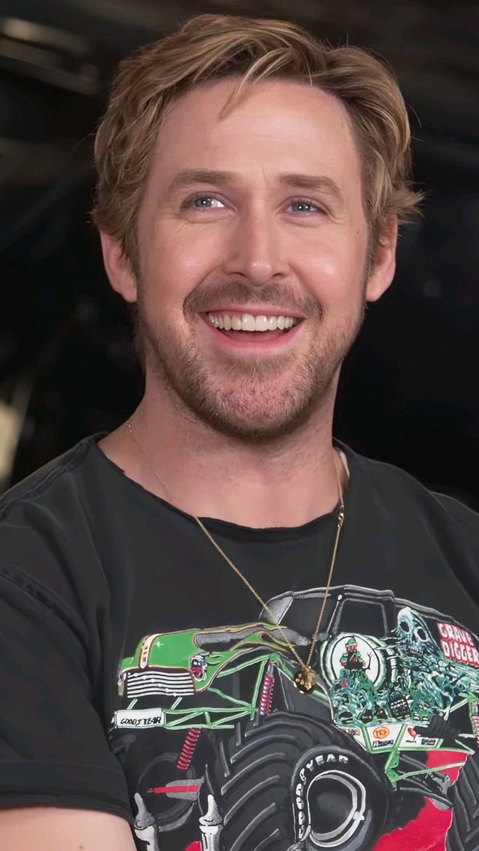 kennifY_'s tweet photo. He’s the exception to the scary blue eyes trope because look at how dreamy he is cmon man https://t.co/yDGSAc3jq2