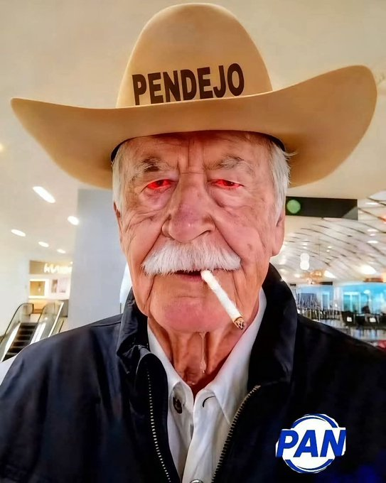 antonovlatam's tweet photo. Así es el PAN.
No ahora ya es del PRI. https://t.co/fjMs1FbPj9