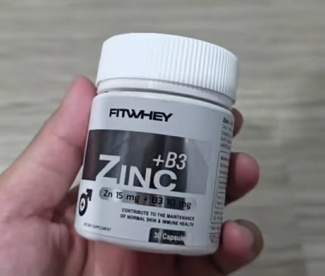 TongchaiUP's tweet photo. เราทานตัวนี้อยู่ 1 แคปซูลจะมี Zinc + Vitamin b3 Niacinamide  ของFItwhey ทานง่ายคับ  เหมาะกับคนที่ต้องเจอมลภาวะหรือพักผ่อนน้อยคับ ลองดูได้นะคับ

พิกัด: https://t.co/lcJgetYkNd

#ป้ายยา #อาหารเสริม https://t.co/ZvO8f7Wip4